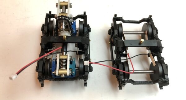 All Nation AAR Type A Chain Drive Single Power Switcher Road Engine with Unpowered Truck Assembled PN#608AN - Image 4