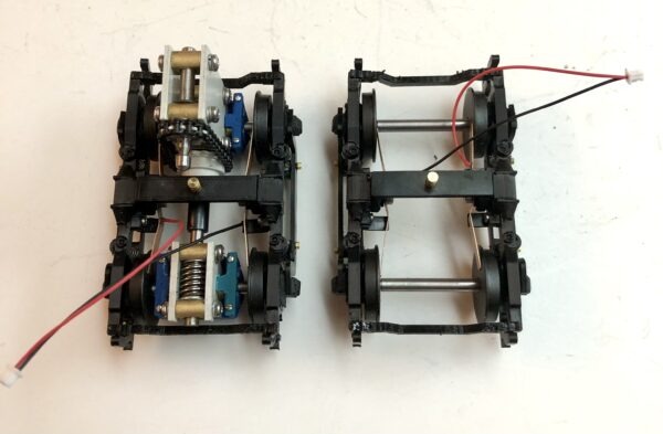 All Nation AAR Type A Chain Drive Single Power Switcher Road Engine with Unpowered Truck Assembled PN#608AN - Image 2