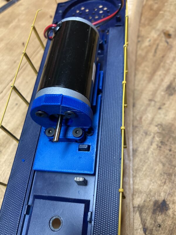 Lionel Alco S2 Motor Mount with 12VDC Motor 3 Rail to 2 Rail Conversion PN#621AN - Image 4