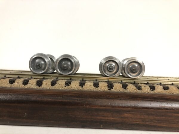 Auel Tinplate Freight Truck 33" Wheel Sets PN#667AN - Image 3