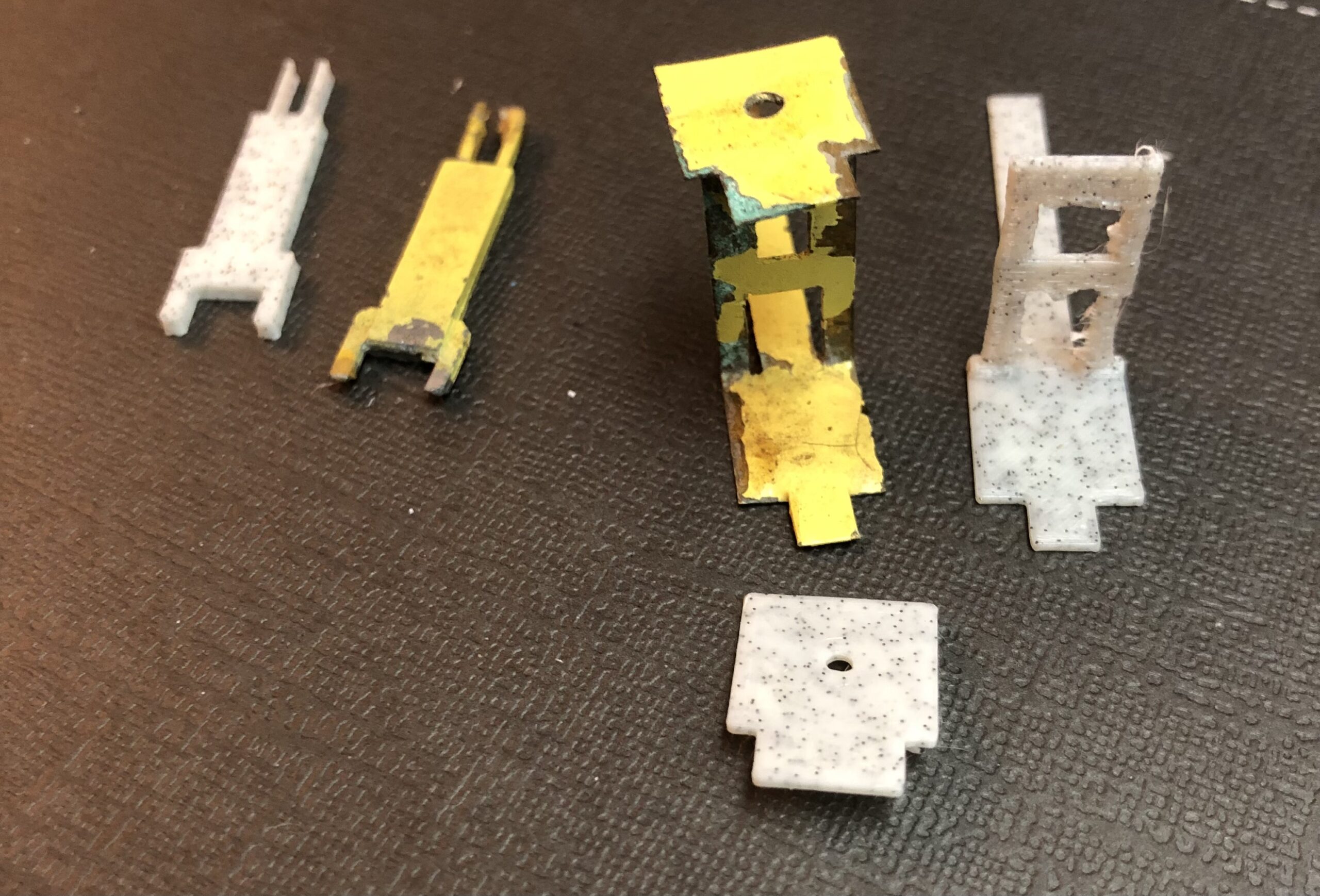 Hitch Flat Car (12 sets - 3 pieces Kit /bag) PN#691AN - Image 3